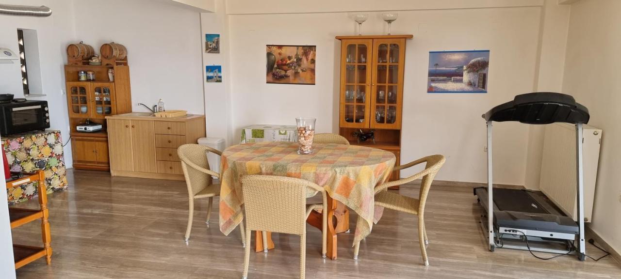 Sea View Apartment Gythio Exterior foto
