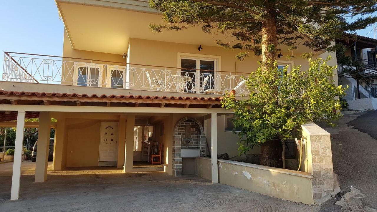 Sea View Apartment Gythio Exterior foto
